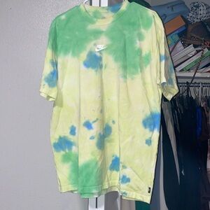 Nike loose fit tee